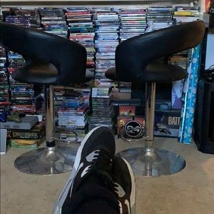 Meet your Posher, Adam